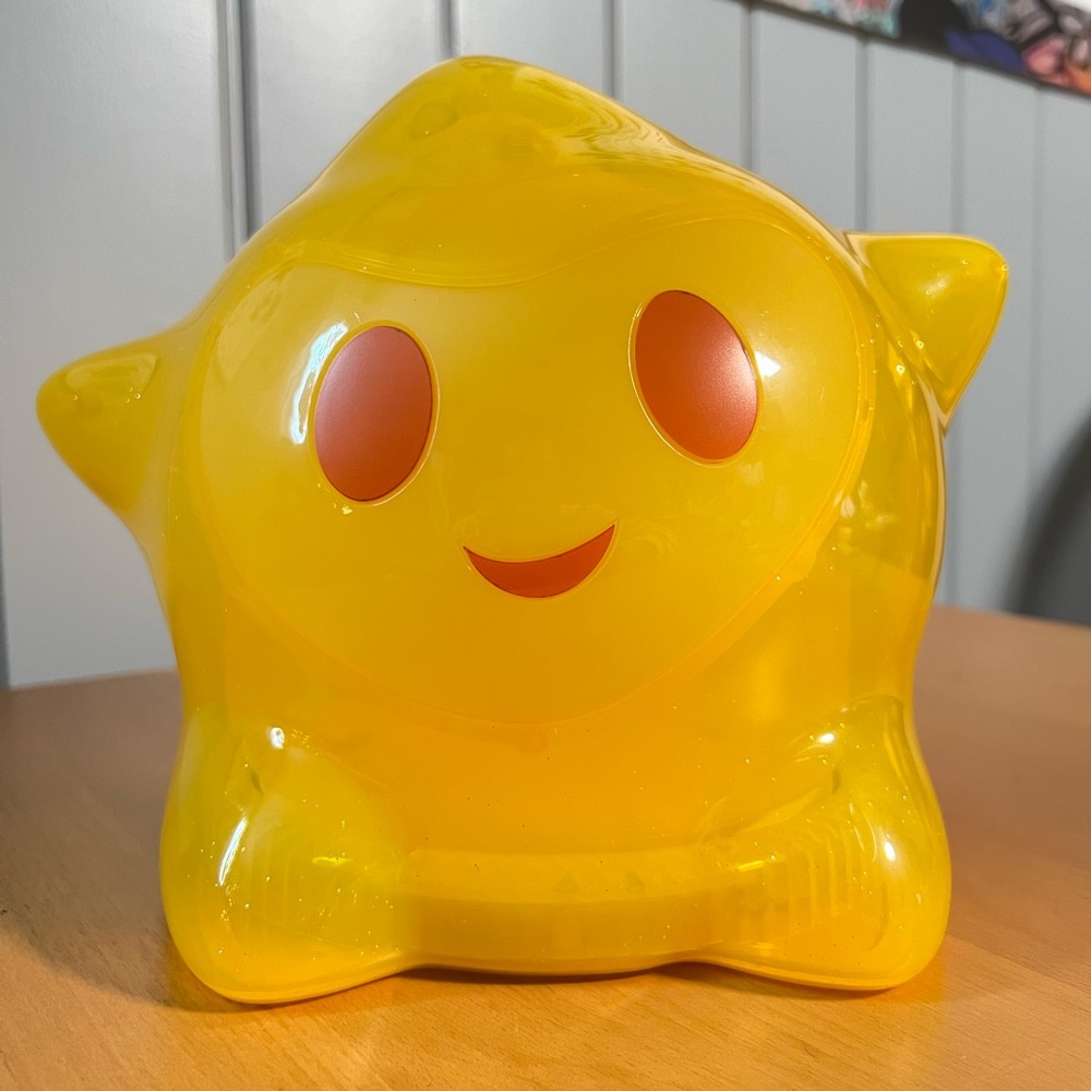 Disney WISH Star Light-Up Popcorn Container